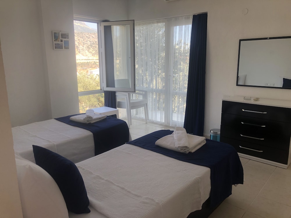 Lizo Hotel 5