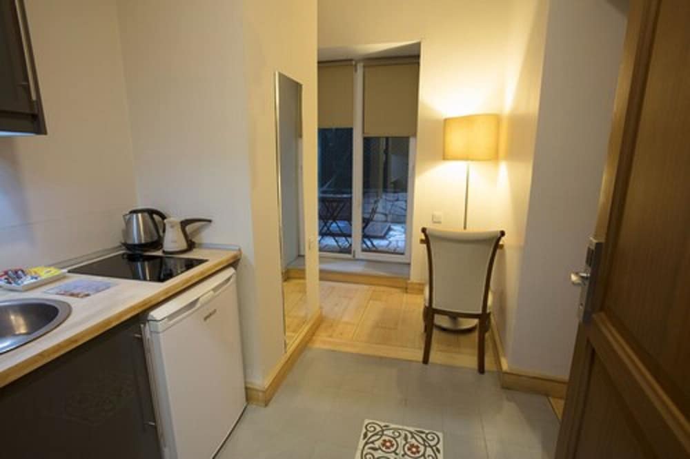 No11 Hotel & Apartments 17