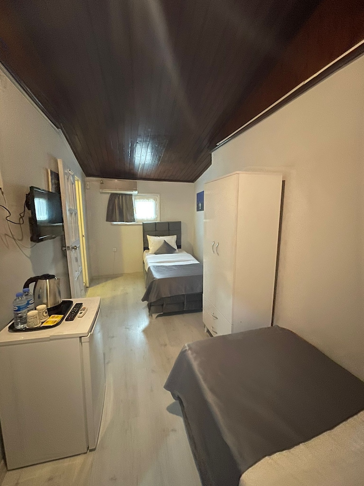 Oldmile Palace Hotel 6
