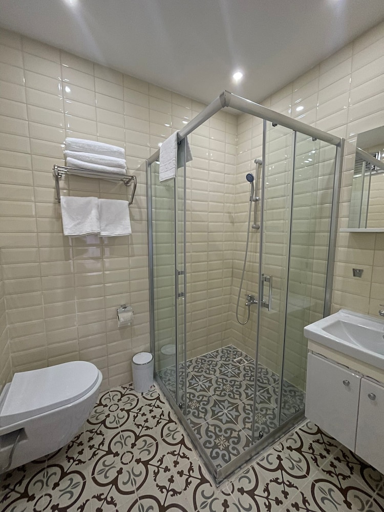 Oldmile Palace Hotel 17