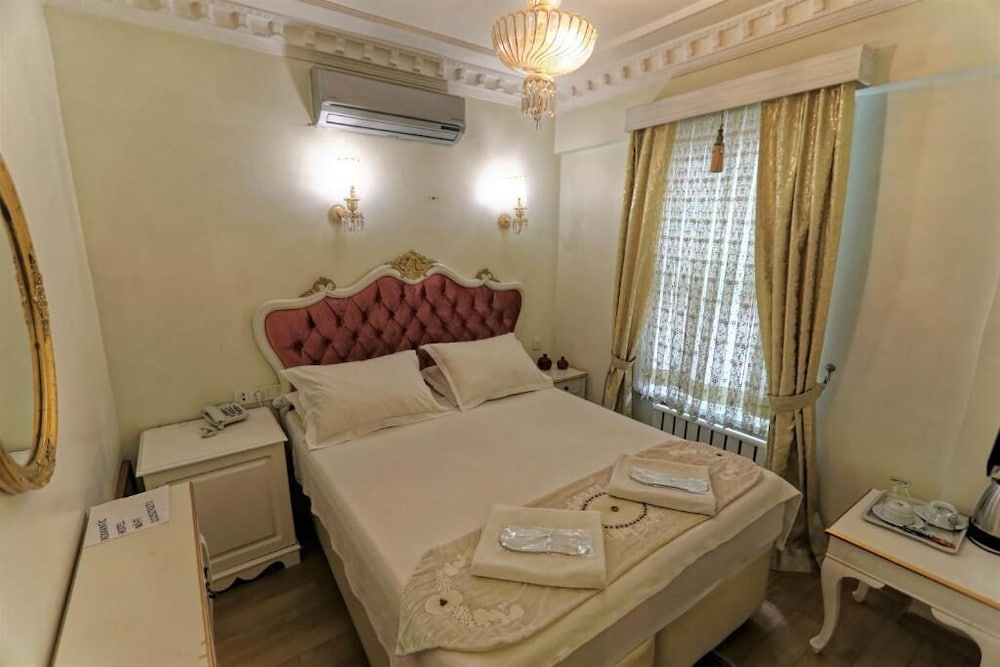 Romantic Mansion 3