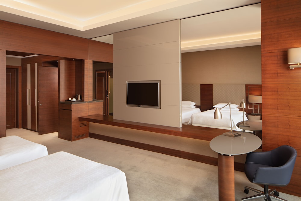 Sheraton Grand Istanbul Atasehir Hotel 13