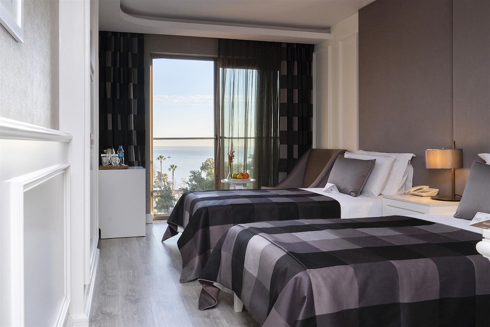 Sky Kamer Hotel 23