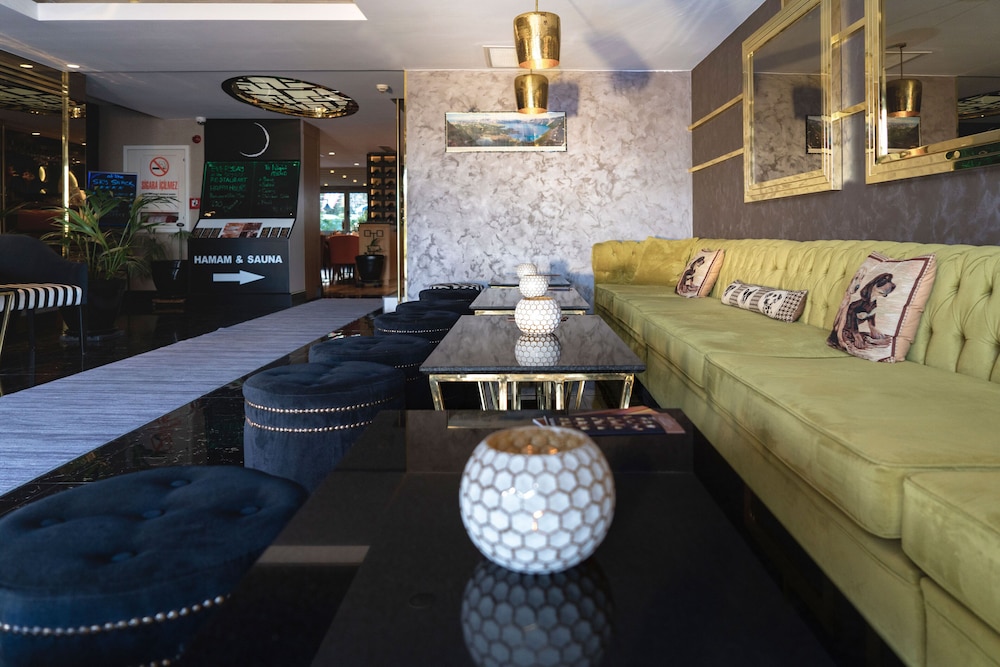 Sky Kamer Hotel 8