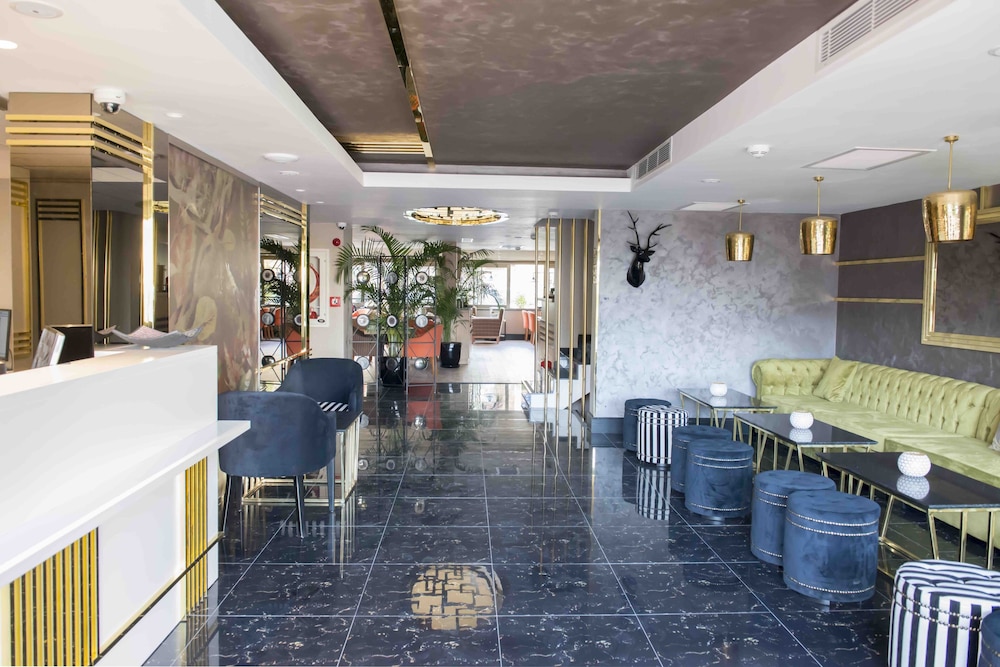 Sky Kamer Hotel 4