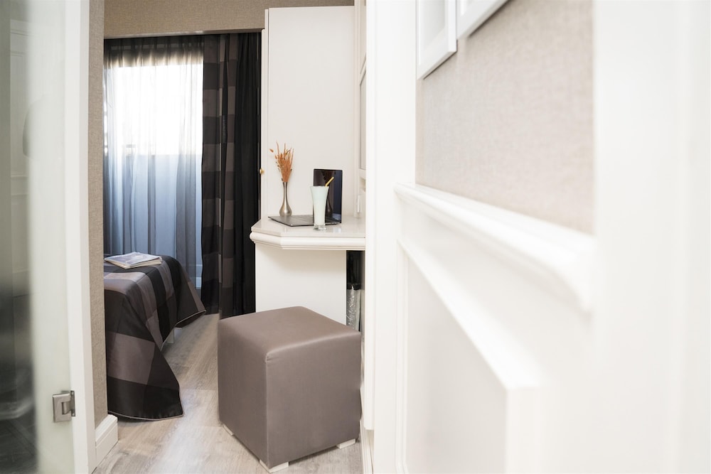 Sky Kamer Hotel 14