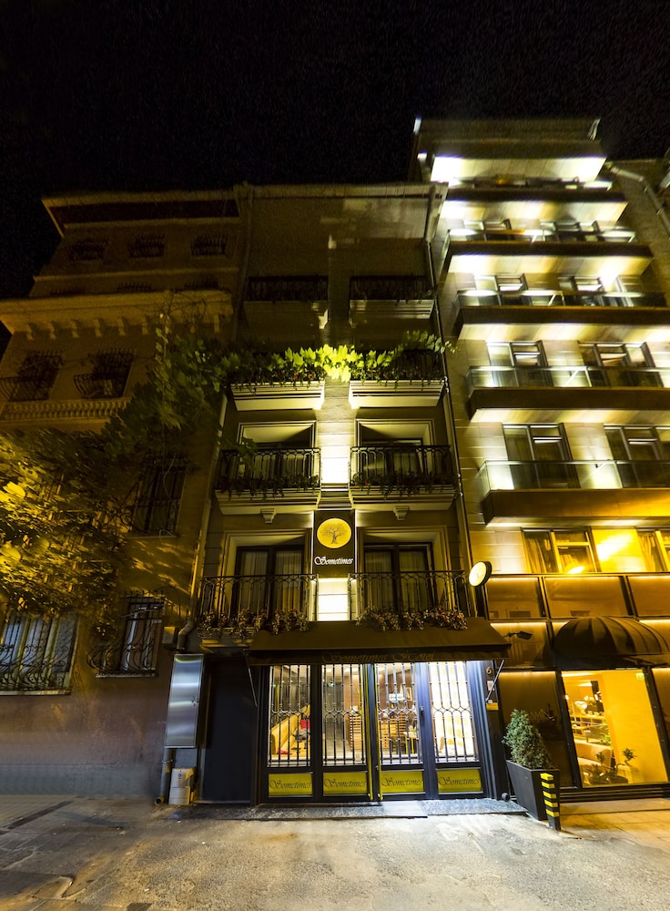 Sometimes Hotel 22