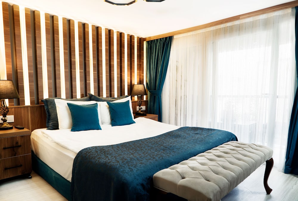 Taksim Yazici Residence 12