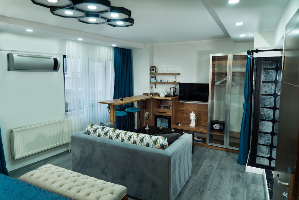 Taksim Yazici Residence 18