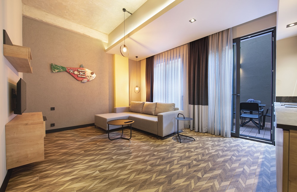 Trend Suites 22