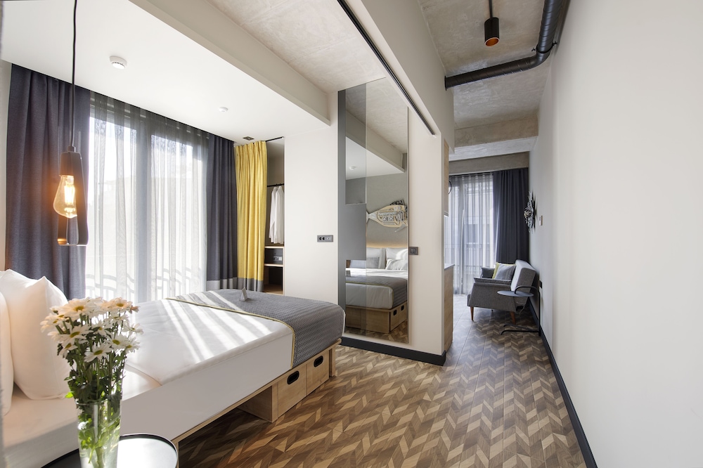 Trend Suites 11