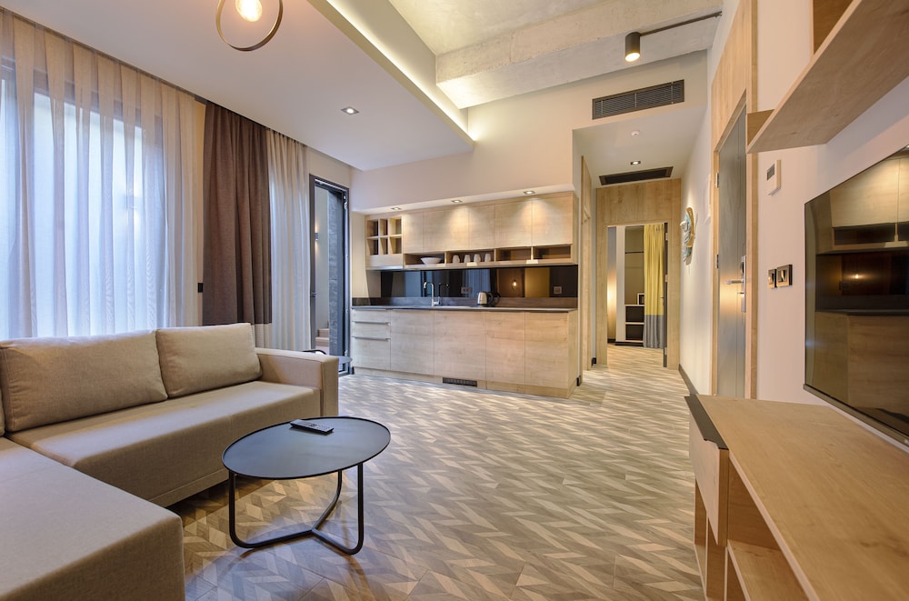 Trend Suites 21