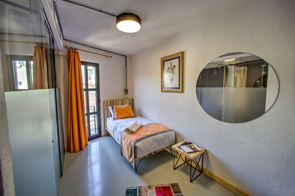 Vavien Hotel 4