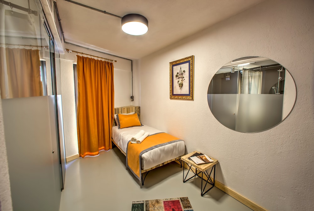 Vavien Hotel 5