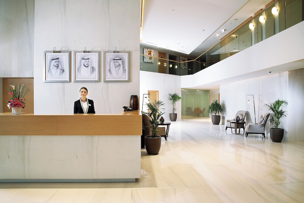 Grand Cosmopolitan Hotel 5