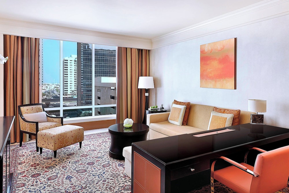 The Ritz-Carlton Dubai International Financial Centre Executive Residences 16
