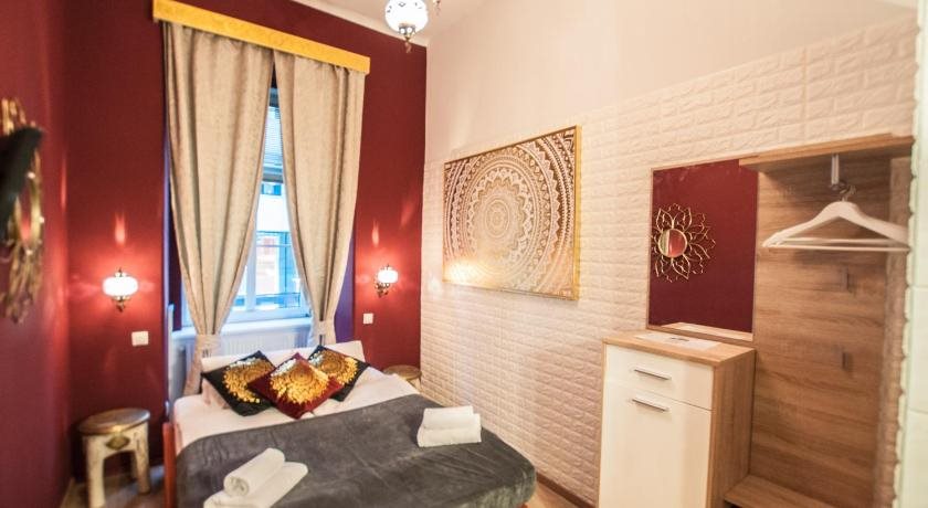Urban Boutique Hotel 12