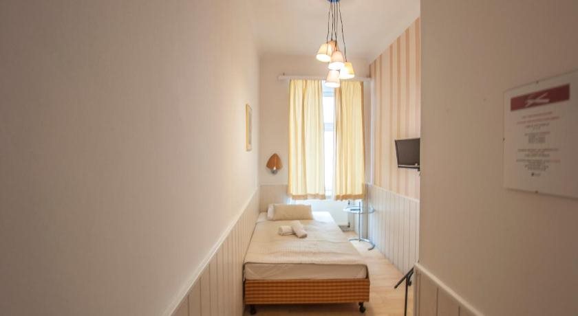 Urban Boutique Hotel 19
