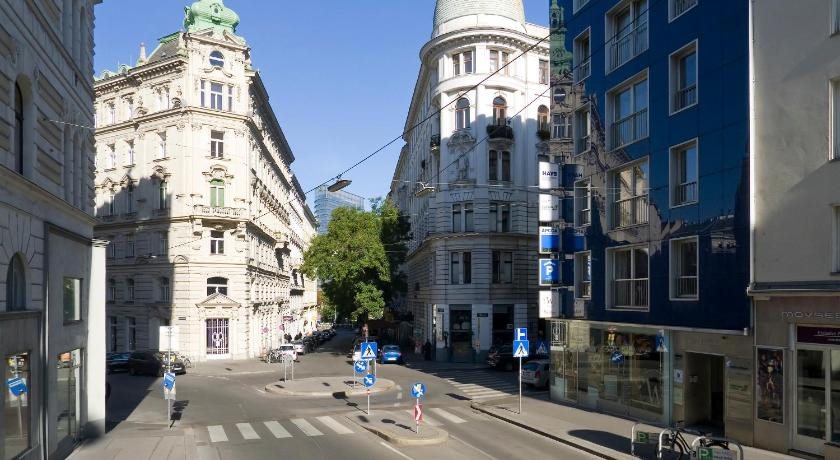 Urban Flats Vienna City Center 9