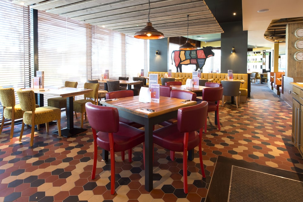 Premier Inn London Uxbridge 14