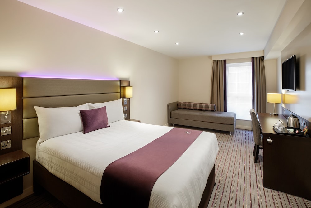 Premier Inn London Uxbridge 7