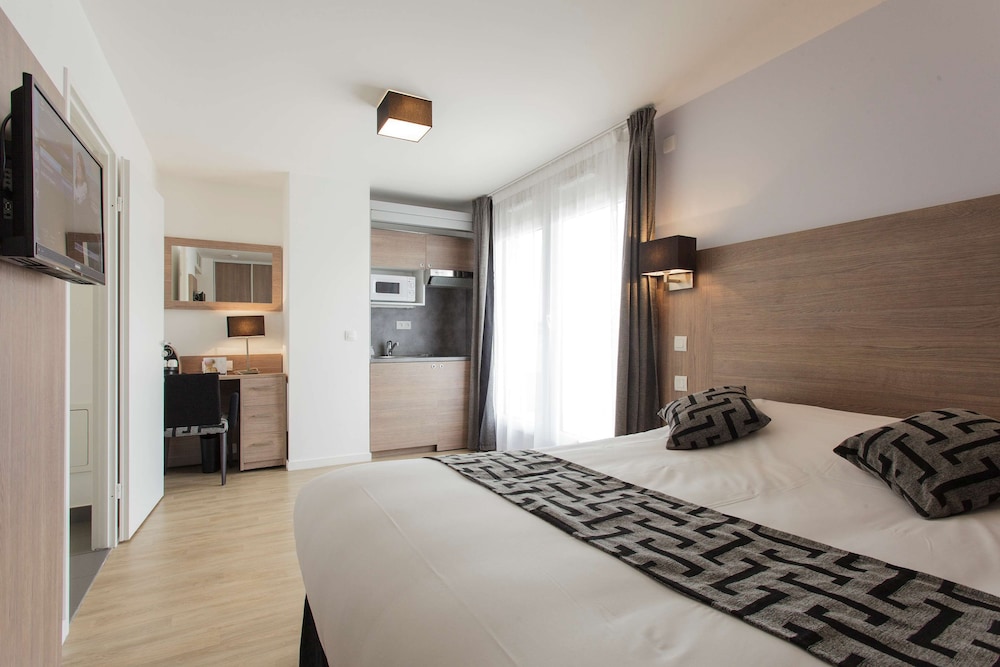 Aparthotel Adagio Access Massy Palaiseau 10