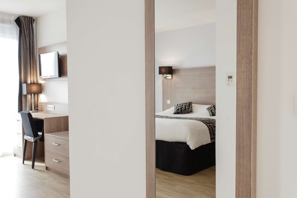 Aparthotel Adagio Access Massy Palaiseau 11