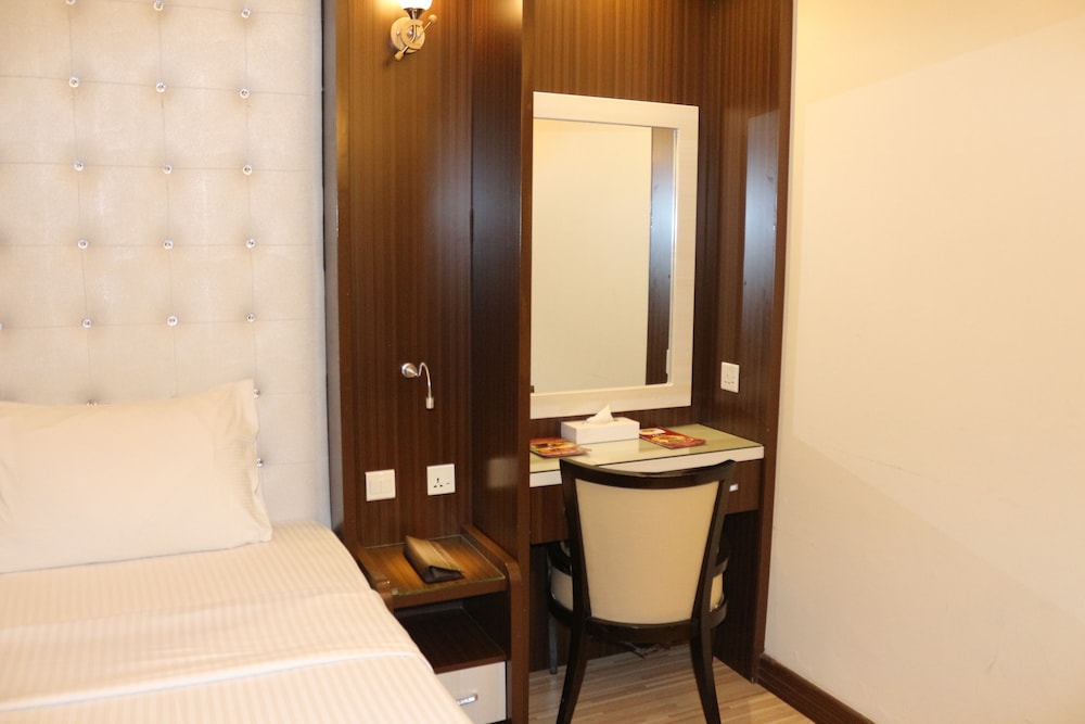 Al Khaleej Grand Hotel 18