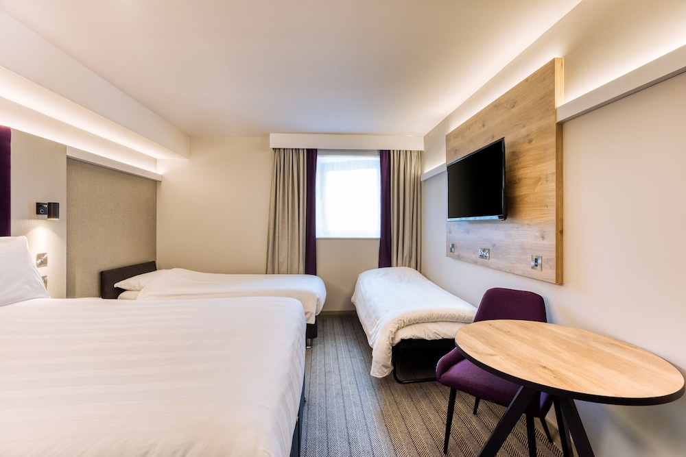 Premier Inn Maidstone Town Centre 4