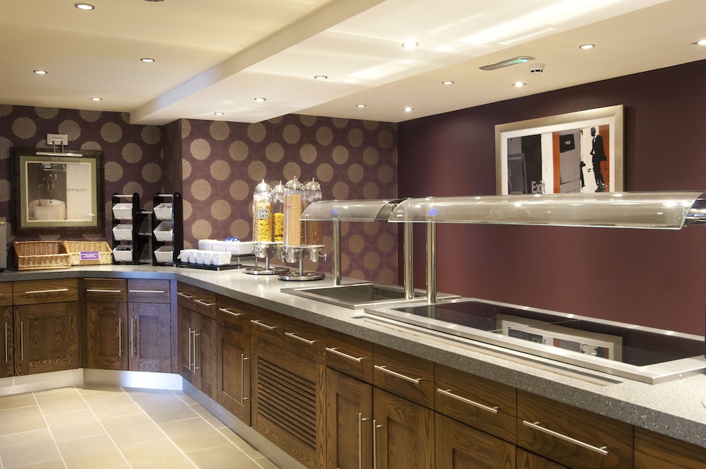 Premier Inn Maidstone Town Centre 13