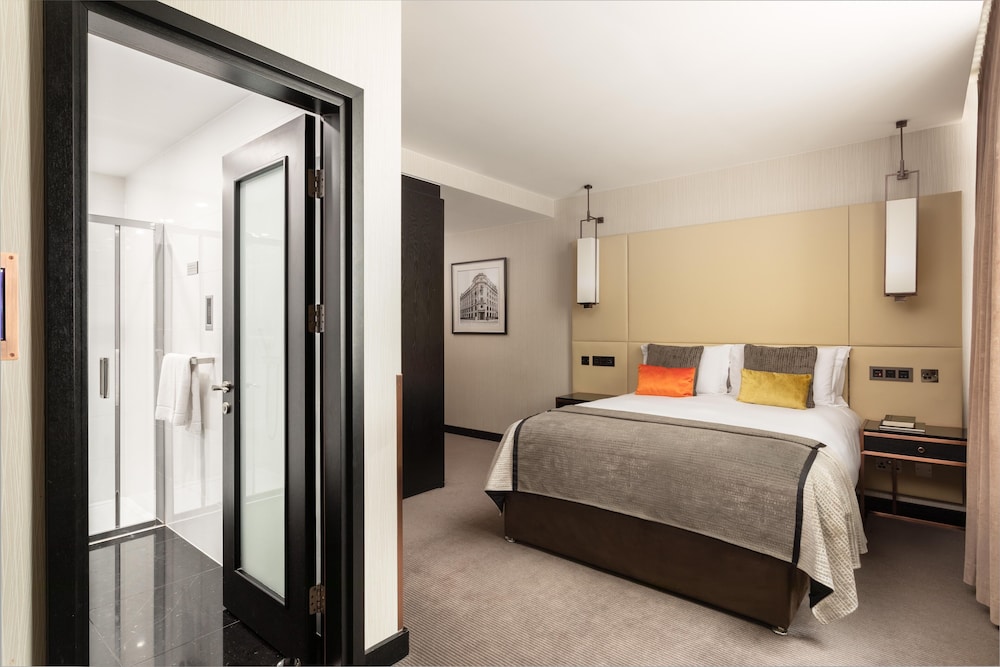 Montcalm Royal London House, Autograph Collection 3