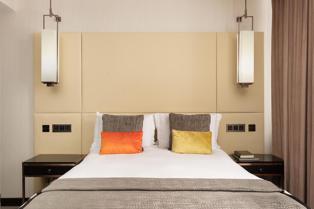 Montcalm Royal London House, Autograph Collection 21