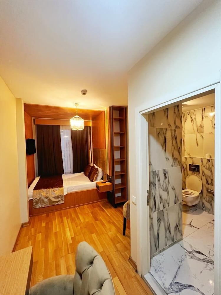Cetinkaya Suite Hotel 12