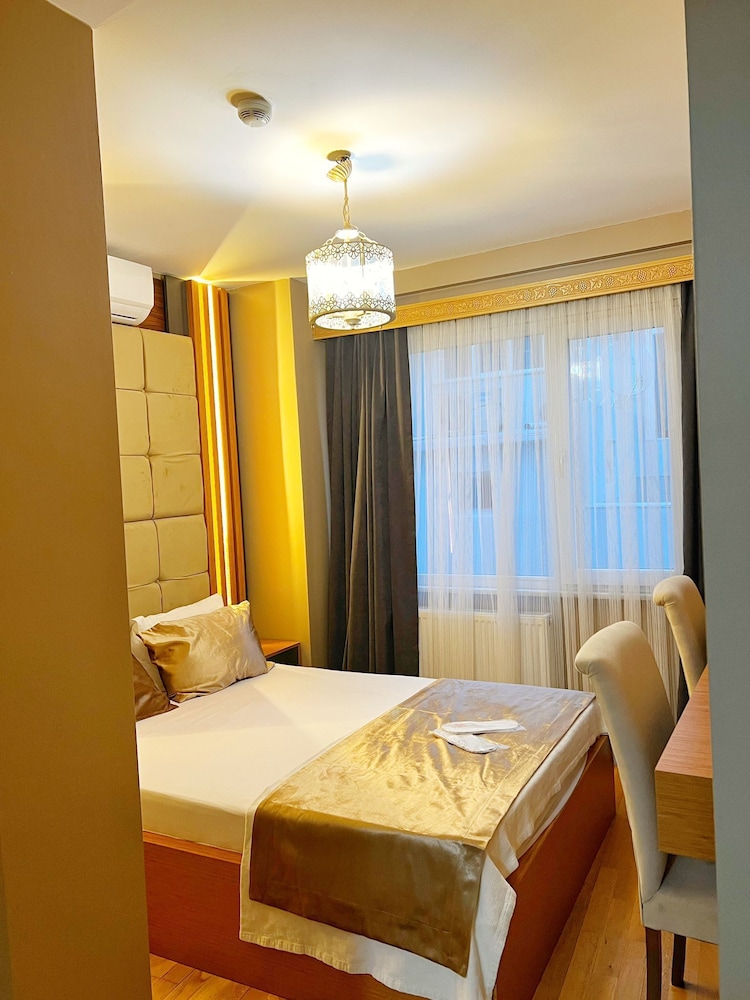 Cetinkaya Suite Hotel 10