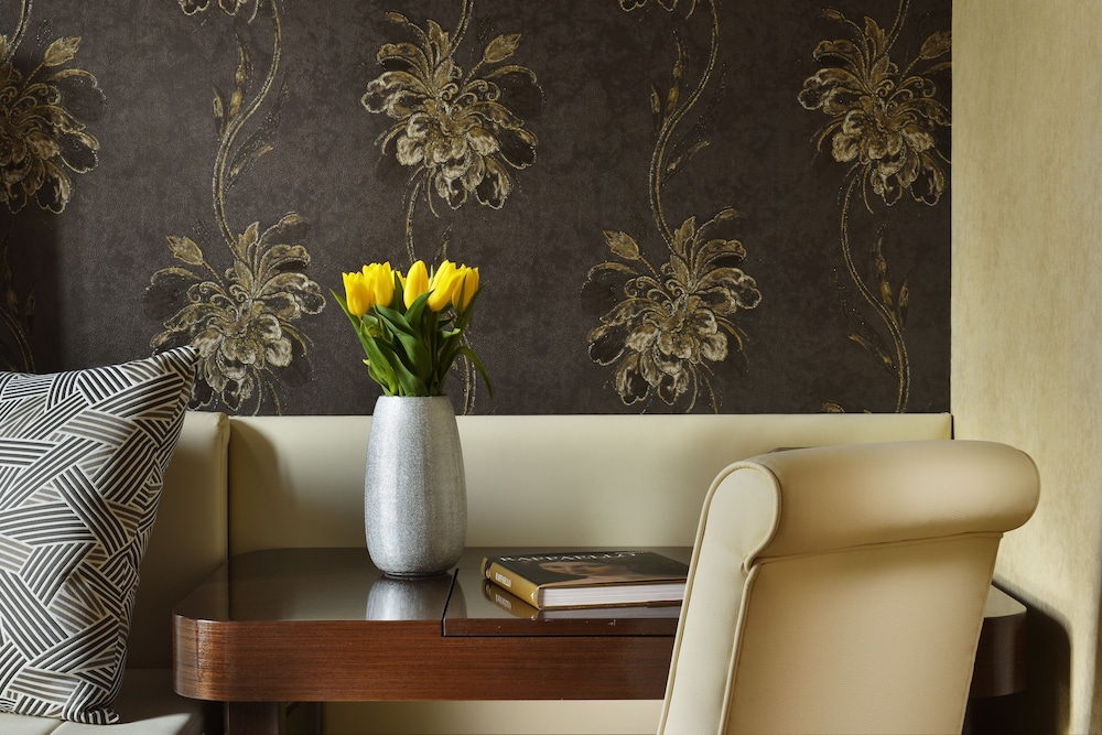 Lifestyle Suites Rome 9