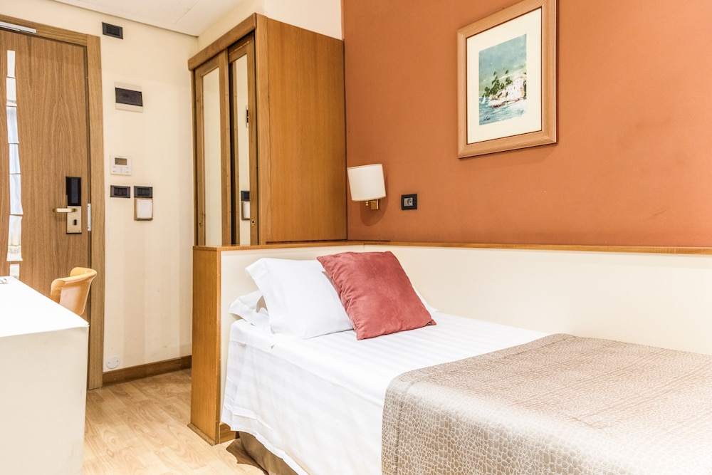 Hotel Vibe Nazionale 7