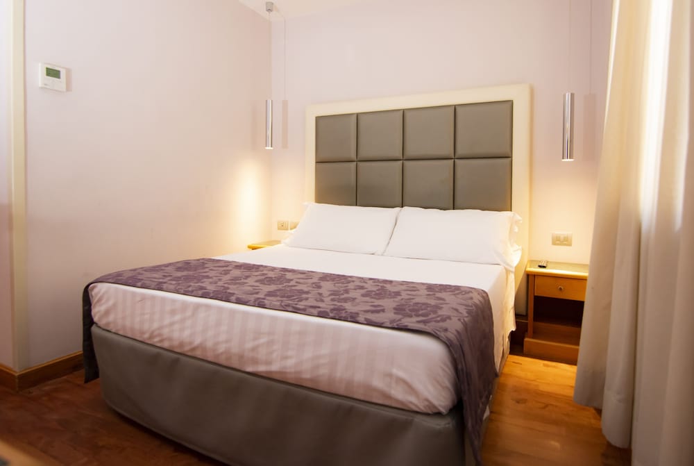 Hotel Vibe Nazionale 19