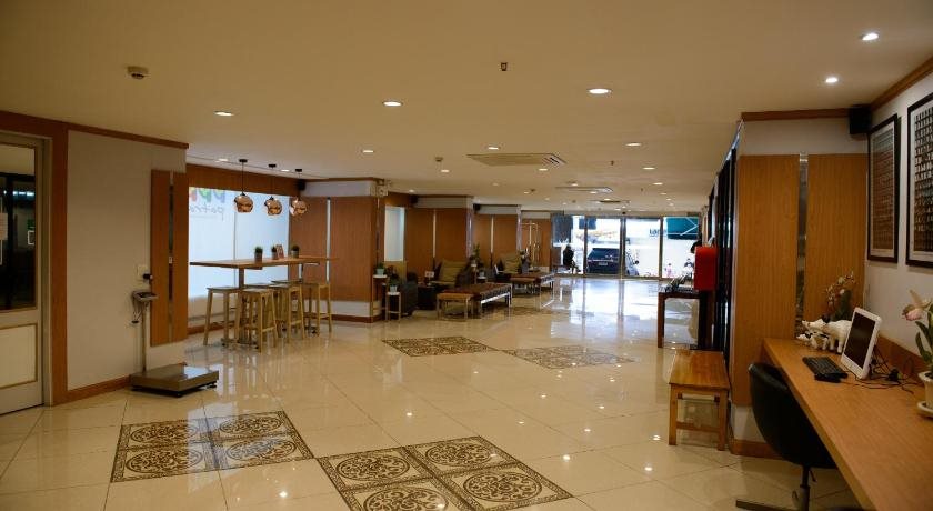 Patra Boutique Hotel 5
