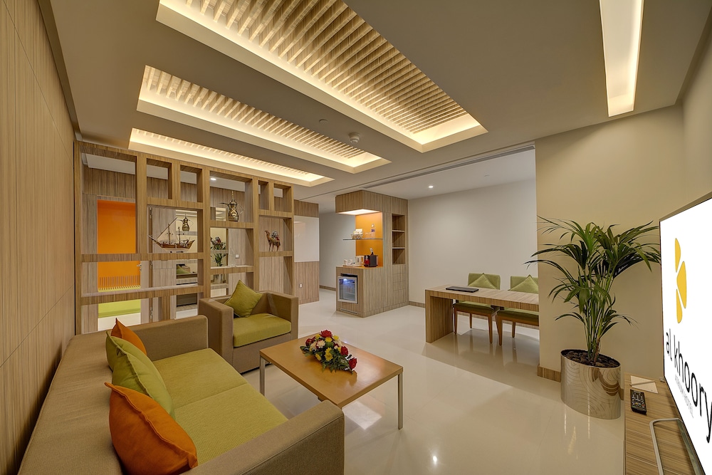 Al Khoory Atrium Hotel 24