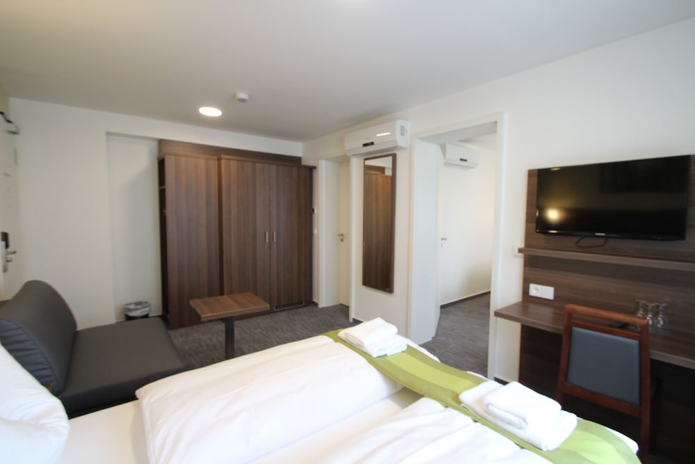TRIP INN Goethe Conference Hotel 8