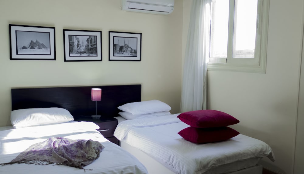 NewCity Suites & Apartments 8
