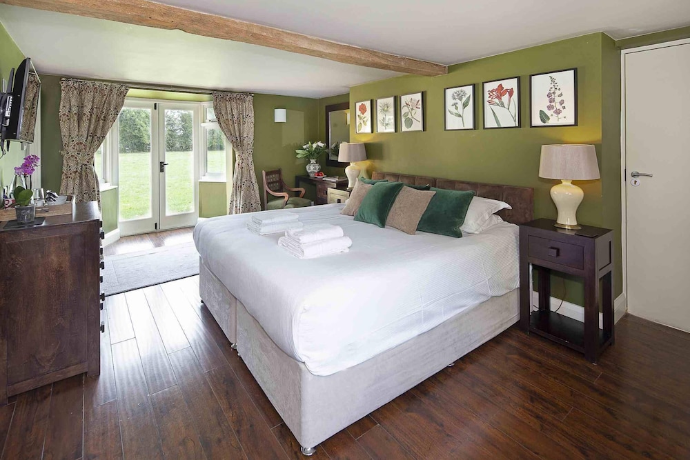 Hill Farm 6