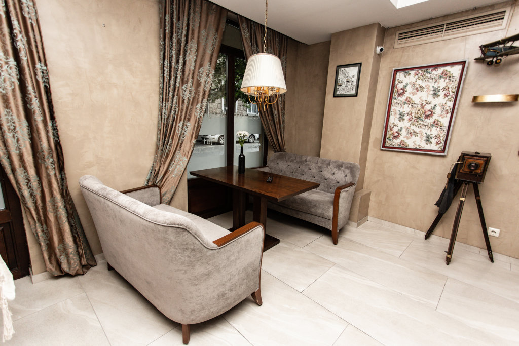 Opera Tbilisi Old Art Boutique Hotel 5