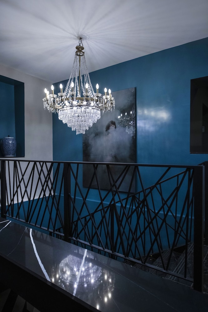 Hotel 87 Eighty-seven 8