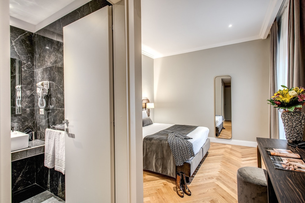 Hotel 87 Eighty-seven 21