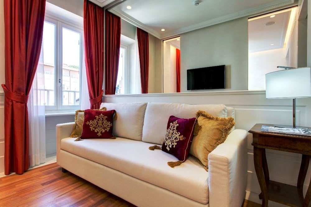 Hotel degli Artisti 10