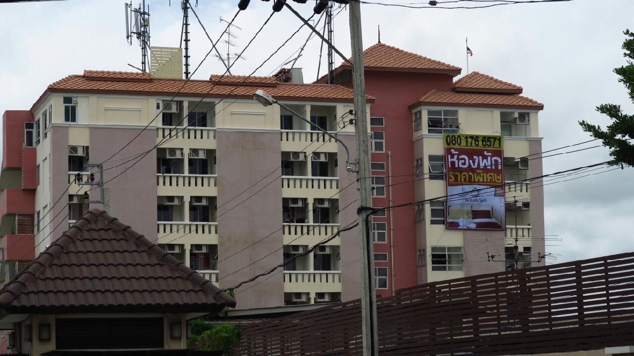 J. Residence 18