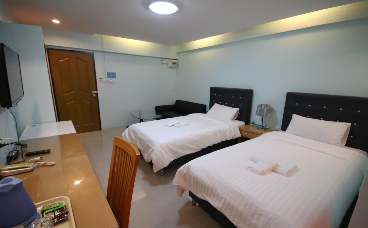 J. Residence 19