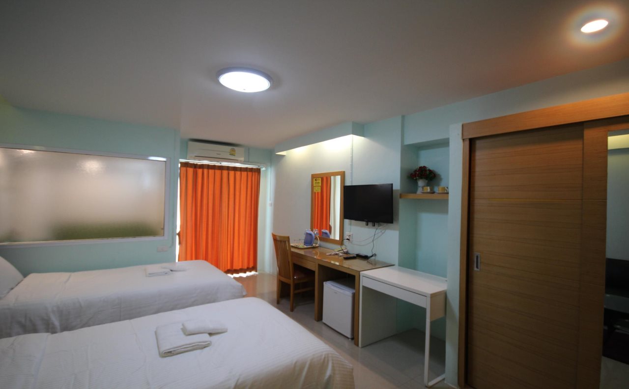 J. Residence 24