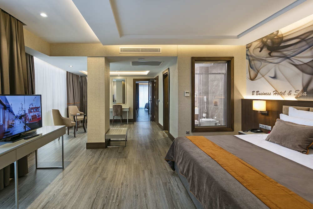 B Business Hotel & Spa 10